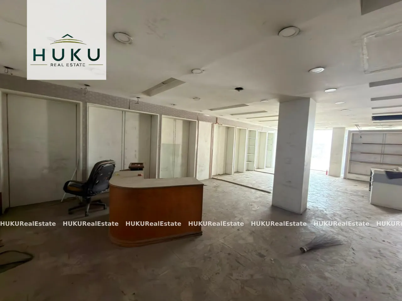 🏢 Commercial Space for Rent in Teku Chowk, Kathmandu | 1,200 Sq. Ft. | Good Parking Available 2