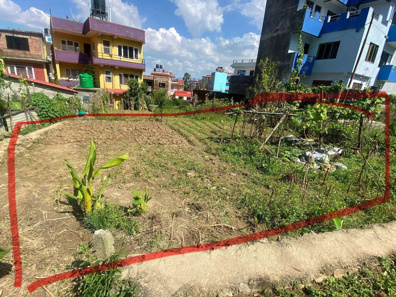 Land for sale in matatirtha, Chandragiri